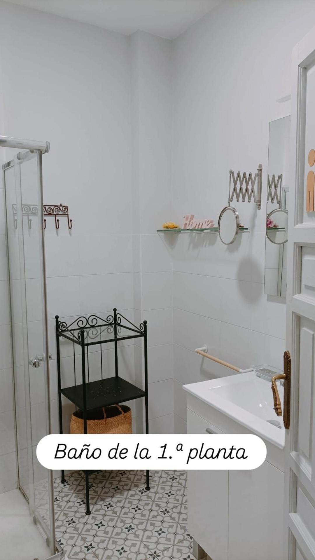 Apartamentos En La Plaza Dona Elvira, 7 Sevilla Kültér fotó