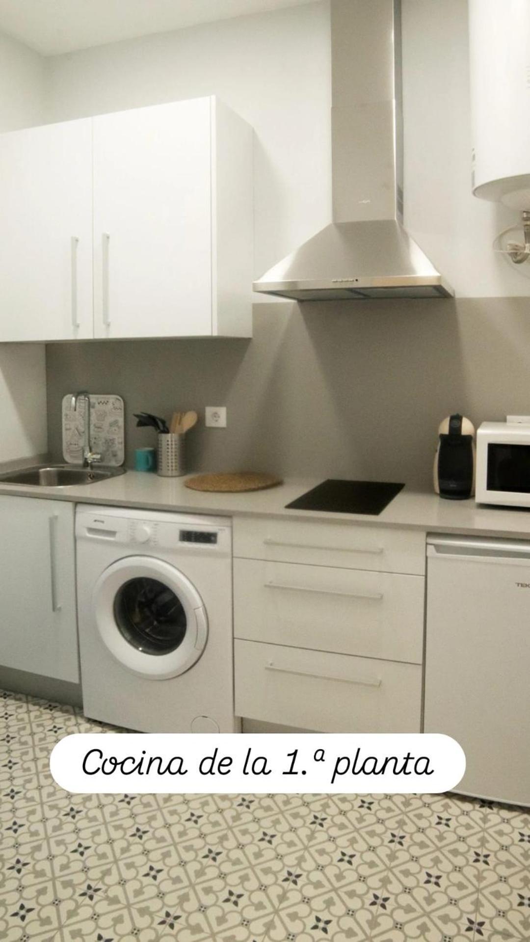 Apartamentos En La Plaza Dona Elvira, 7 Sevilla Kültér fotó