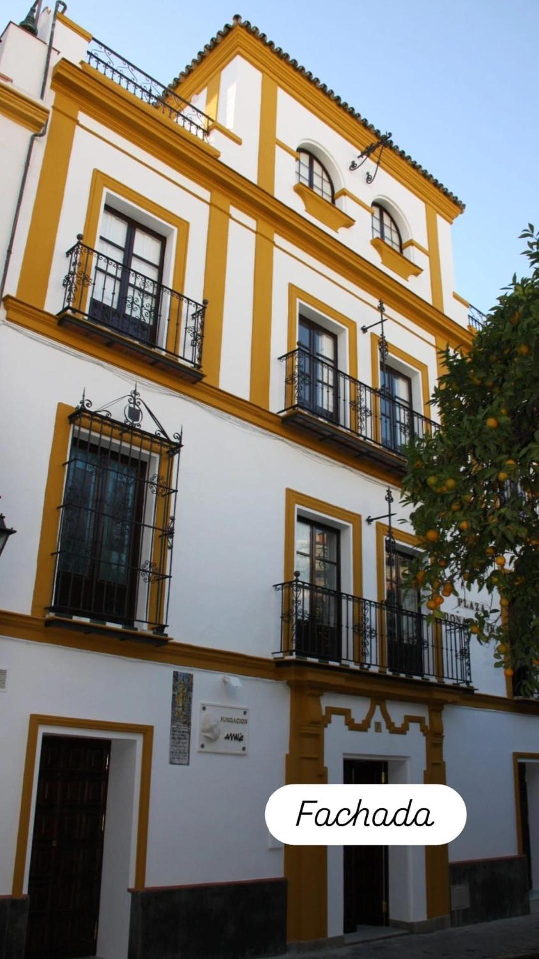 Apartamentos En La Plaza Dona Elvira, 7 Sevilla Kültér fotó