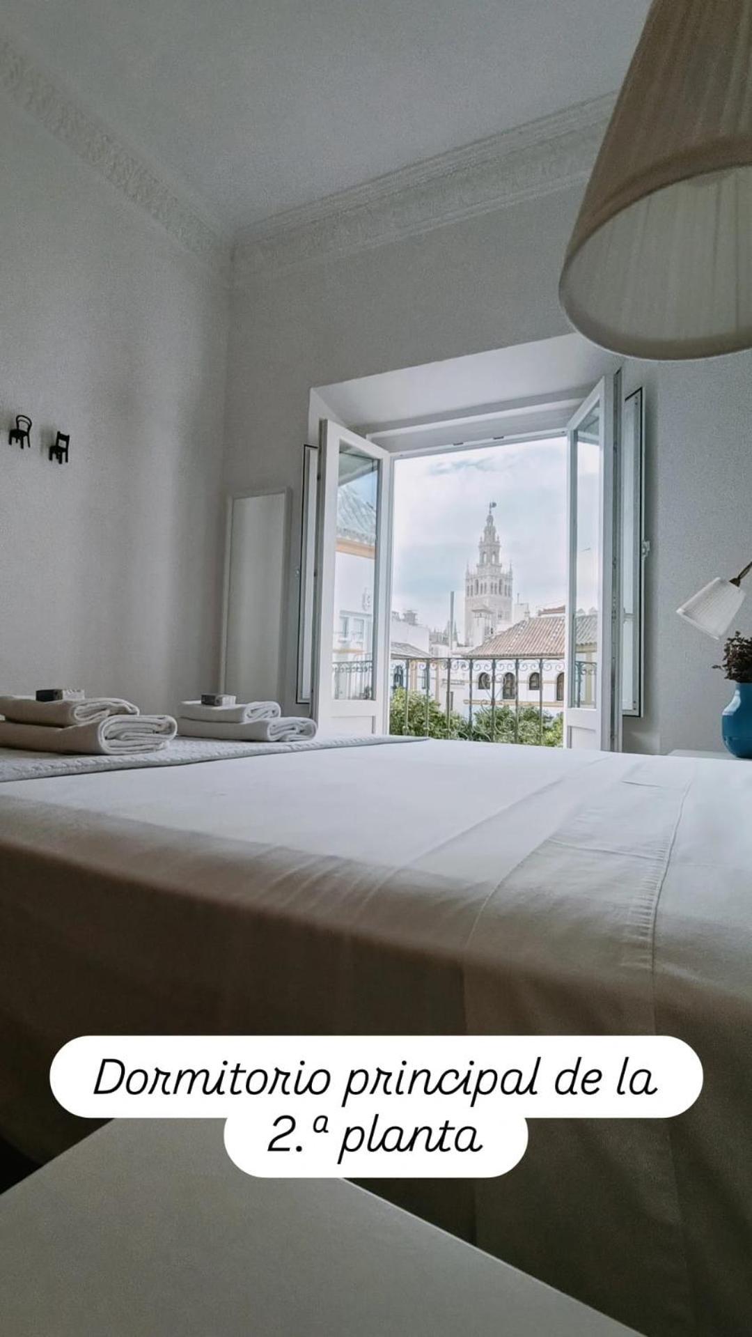 Apartamentos En La Plaza Dona Elvira, 7 Sevilla Kültér fotó
